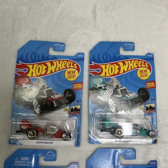 Hot Wheels Bundle of 4 Pixel Shaker Aisle Driver Dragger HW Ride-ons, G - Picture 2 of 3